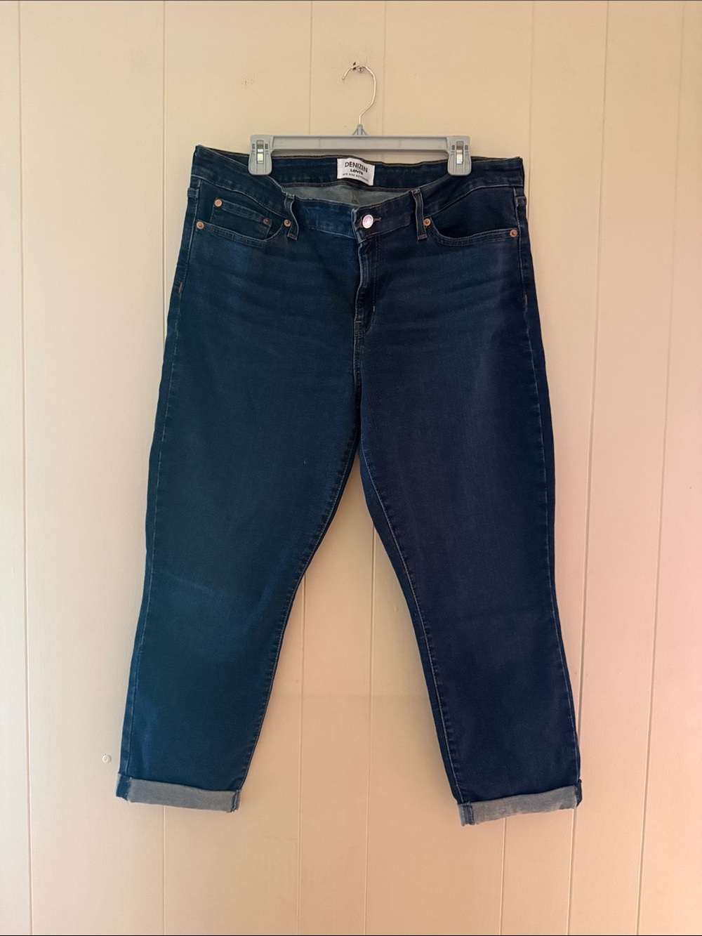 Levi’s Denizen Dark Wash Jeans